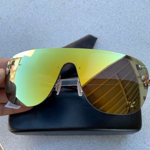 Max studio Ella light gold sunglasses